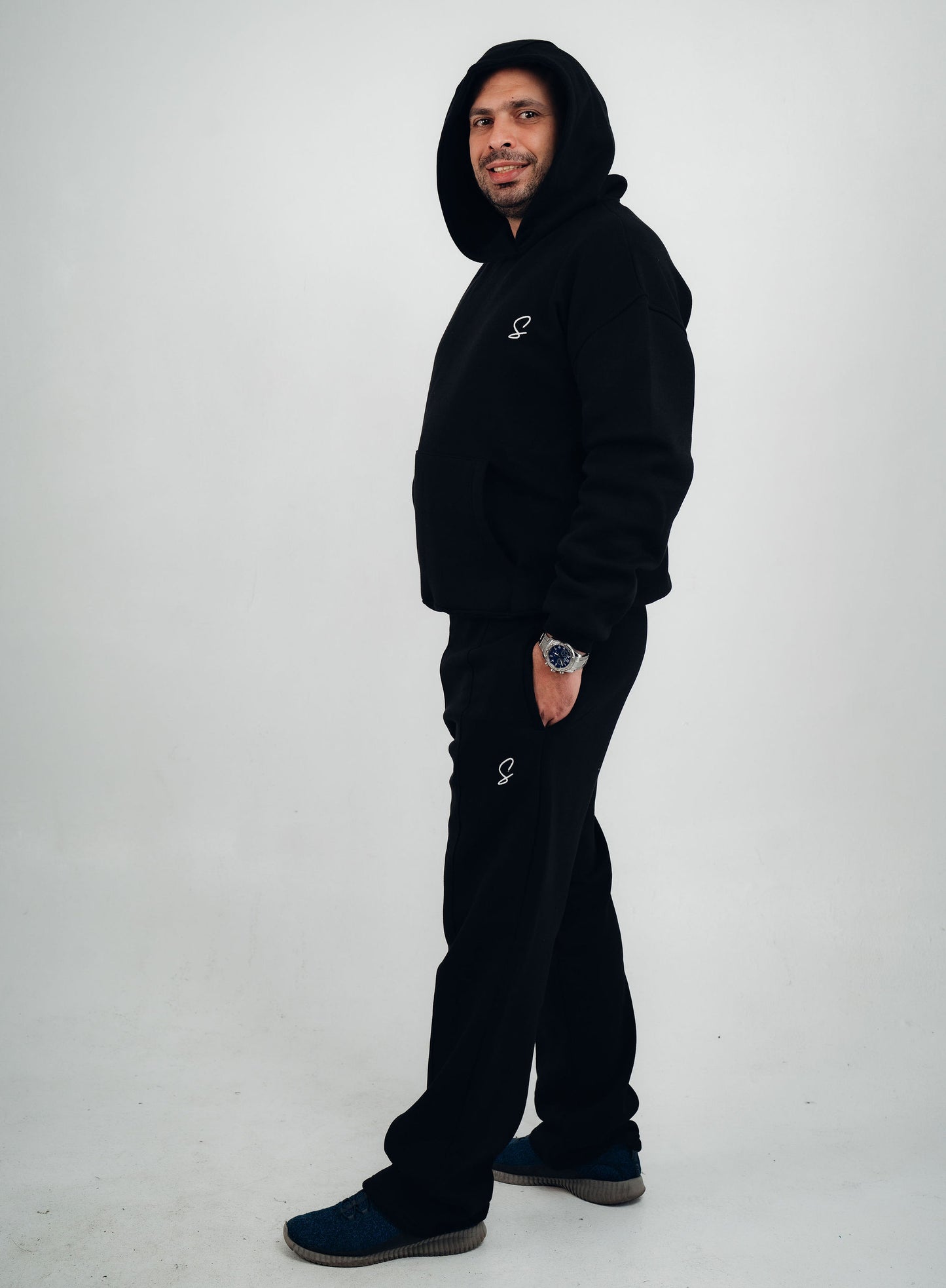 OVER-SIZED SWEATPANTS ( BLACK )